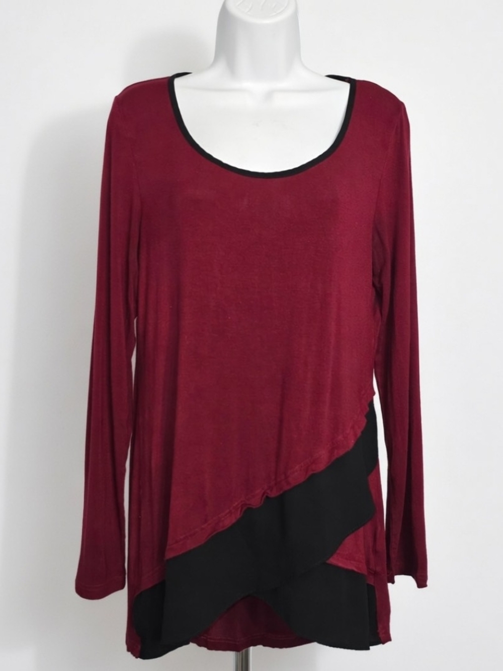 Women's Burgundy Layered Hem Long-Sleeve Top